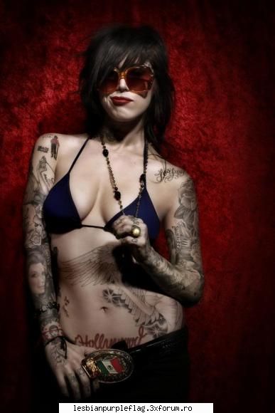 vedete sexi kat von Familia