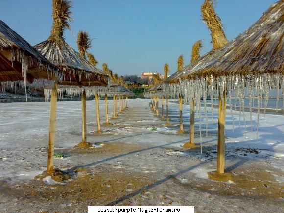 decembrie la mare care de unde?! �n care