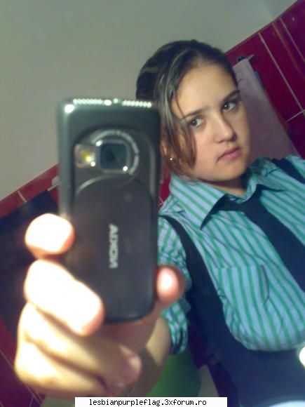 am uitat sa pun poza  :rotfl:  :rotfl:  :rolleyes: poze cu voi!