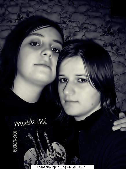 si astea suntem noi... :hi: poze cu voi!