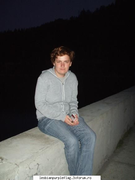this is me... :razz: poze cu voi!