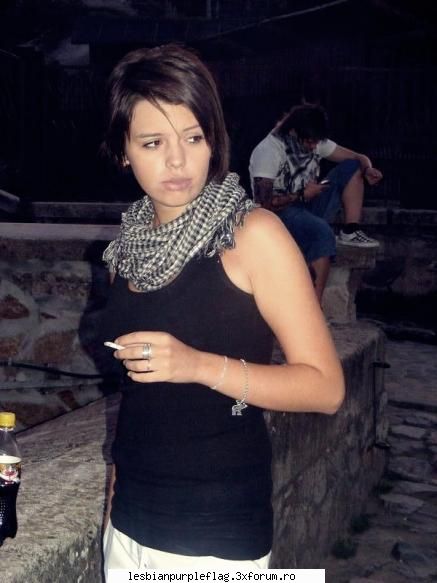 Poze cu voi! - bunaa`..Snt` Diva si atath` :D - Bine ai venit!
