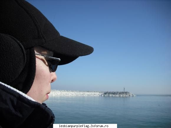 Poze cu voi! - La o plimbarica sa vad cum se dezgheata marea - Bine ai venit!