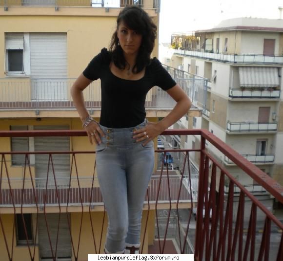 Poze cu voi! - Uitati o poza cu mine , dar sa nu va speriati.. :* - Bine ai venit!