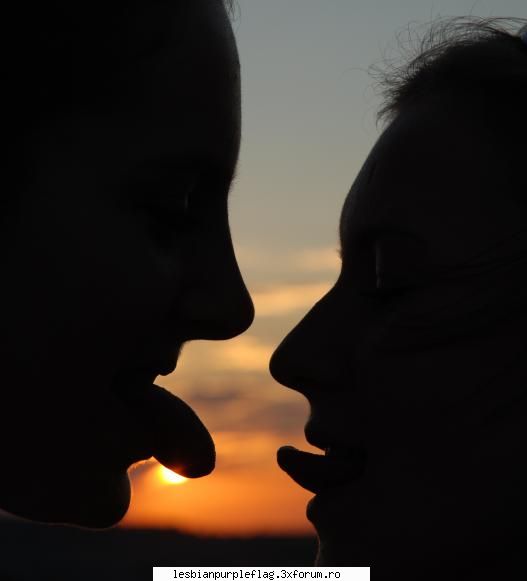 Prima experiență .... plăcută sau neplăcută ? - D ca tare ca mult - Coming Out!
