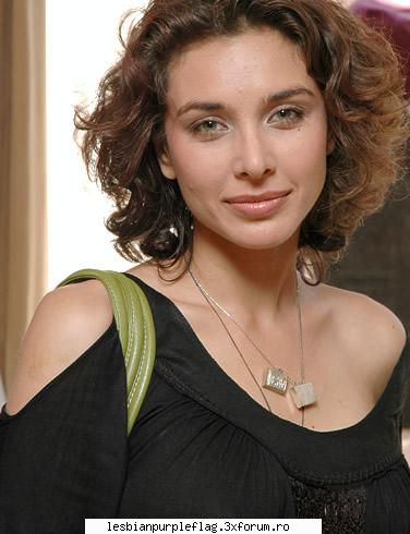 Vedete sexi - Lisa Ray. E tipa din i can't think straight, una - Diverse